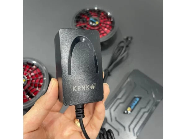 bo-sac-nhanh-kenko-86v-20a-03