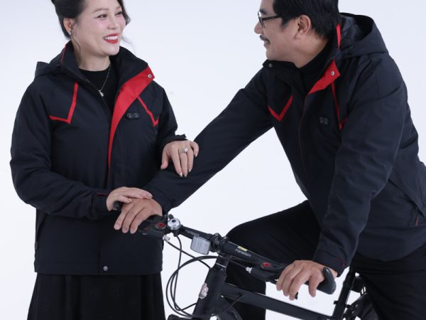 ao-khoac-suoi-am-KENKO-Ultrawarm-cong-nghe-nhat-mau-den-03