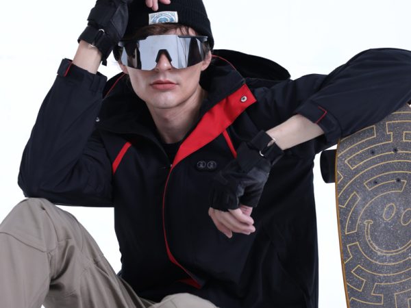 ao-khoac-suoi-am-KENKO-Ultrawarm-cong-nghe-nhat-mau-den-15